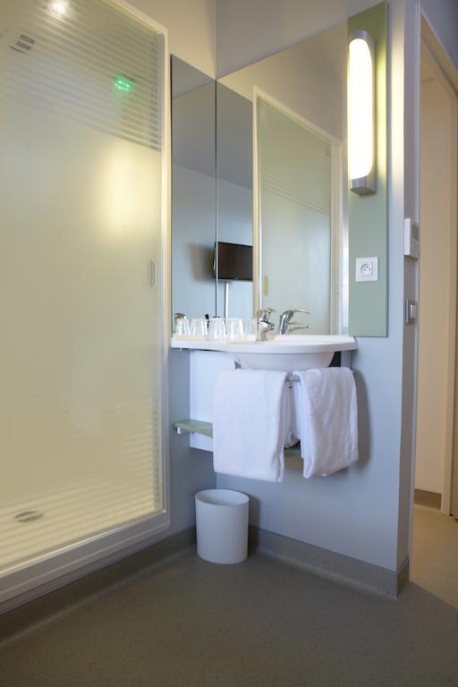 Ibis Budget Pontarlier Room photo